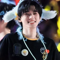 Tống Á Hiên
