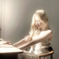 Shuhua_(G)I-DLE