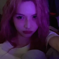Dỉệp Thư Kỳ-H