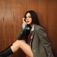 marissa_lloyd( bạn yoko)