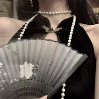 Mẹ cô