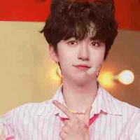 Hạ Tuấn Lâm_y