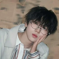 Nhiếp Vĩ Thần