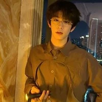 Vương Hạo_W