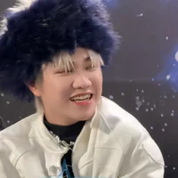 hoàng Đức duy