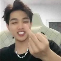 Tác giả này nhạt lắm