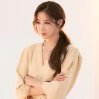 Lee Ji Ah ‘‘mẹ cô’’