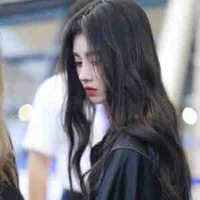 Khương Linh ( nu9)