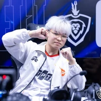 Nhật Hào_Betroc