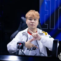 Văn Dũng_Bear