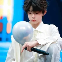 Trần Dịch Hằng