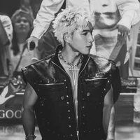 Trần Minh Hiếu(HIEUTHUHAI)