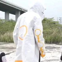 707