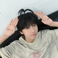 Nhiếp Vĩ Thần_T