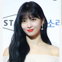 hirai momo
