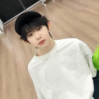 Trần Dịch Hằng_T_