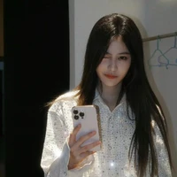 Viên Nhất Kỳ//Cô