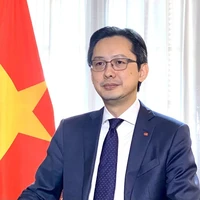 Đỗ Hùng Việt