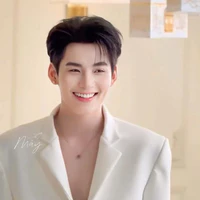 Hùng Huỳnh