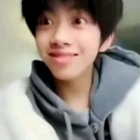 con tác giả l🤡