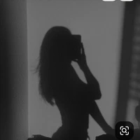 nữ 2
