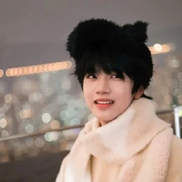 Trương Hàm Thụy_y