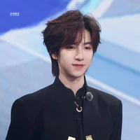 Hạ Tuấn Lâm _ hắn²