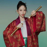 Châu Tuyết Vân(chị hai)