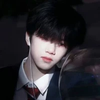 Trương Hàm Thuỵ