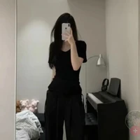 Ngô Đình Ngân//em lớn//