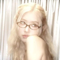 Park Chaeyoung-Giáo viên Âm Nhạc