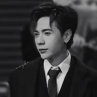 Lê Quang Hùng.