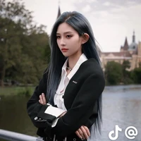 Vương Dịch_ cô
