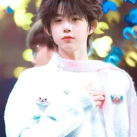 Trần Dịch Hằng_h