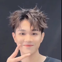 Hoàng Đức Duy(em)