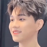 HOÀNG ĐỨC DUY
