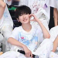 Tả Kì Hàm