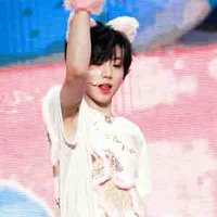 Trần Dịch Hằng _Cậu_