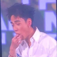 nhân cách khác của tg :))