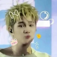 Hoàng Đức Duy  ( captian)