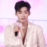 Huỳnh Hoàng Hùng /Hùng Huỳnh(em)