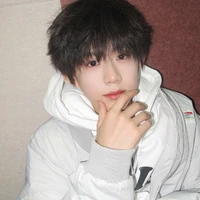 Trần Dịch Hằng( hắn,anh)