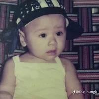 Quang Hùng ( lúc nhỏ )