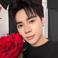 quang hùng