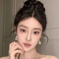 Đinh Tuyết Nguyệt