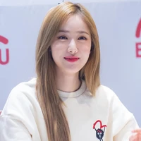Sinb (cô)
