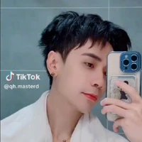 con nghiện DươngHùng