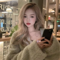 𝐖𝐡𝐢𝐭𝐞 𝐅𝐨𝐱 𝐎𝐫 𝐏𝐢𝐥𝐞 💫