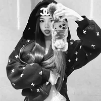 𝐖𝐡𝐢𝐭𝐞 𝐅𝐨𝐱 𝐎𝐫 𝐏𝐢𝐥𝐞 💫