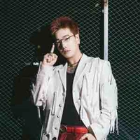 Hoàng Kim Long(Lou Hoàng)